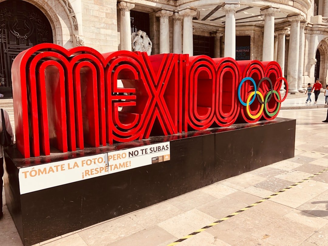 Seguros de Viaje Baratos para México: Guía 2025 imagen del tema