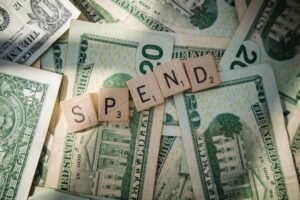 15 trucos psicológicos para gastar menos viajando imagen