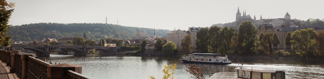 viaje a praga imagen del tema